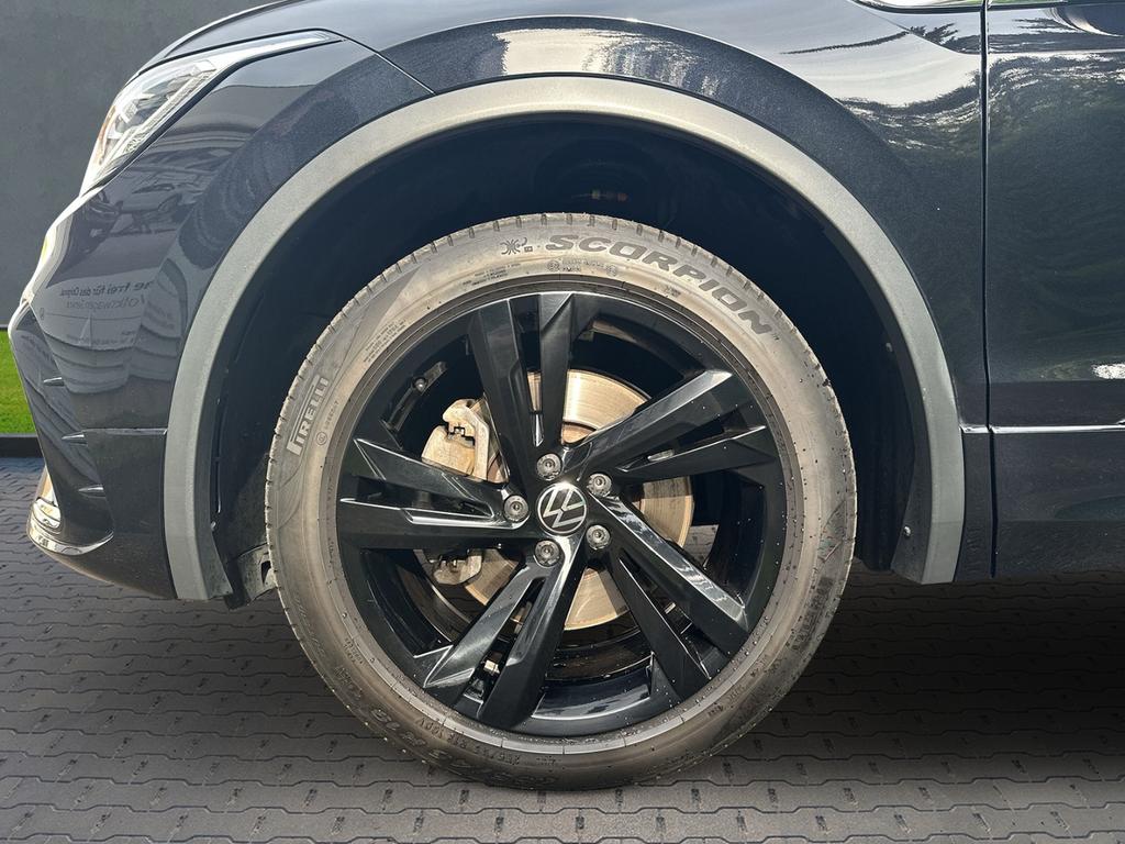 Volkswagen TIGUAN ALLSPACE 2022 г. Чёрный, пробег 43417 км