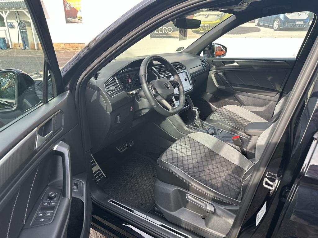 Volkswagen TIGUAN ALLSPACE 2022 г. Чёрный, пробег 43417 км