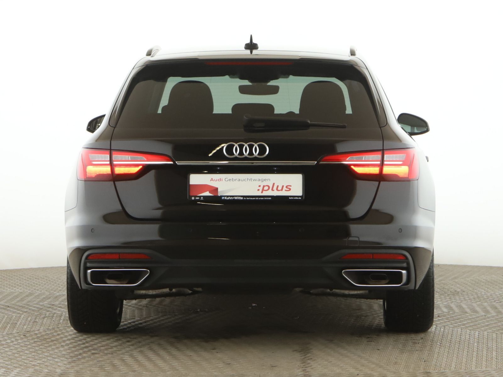 Audi A4 2023 г. Чёрный, пробег 41915 км