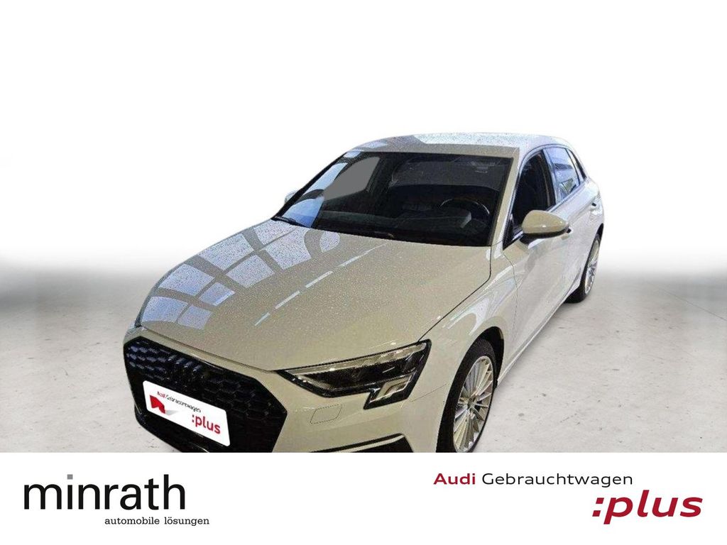 Audi A3 2023 г. Белый, пробег 55858 км