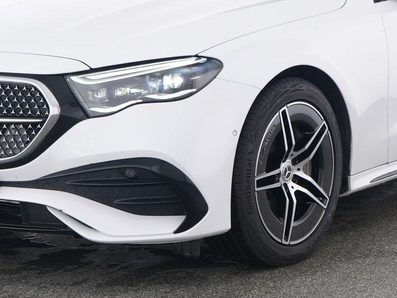 Mercedes-Benz E 220 2025 г. Белый, пробег 12179 км