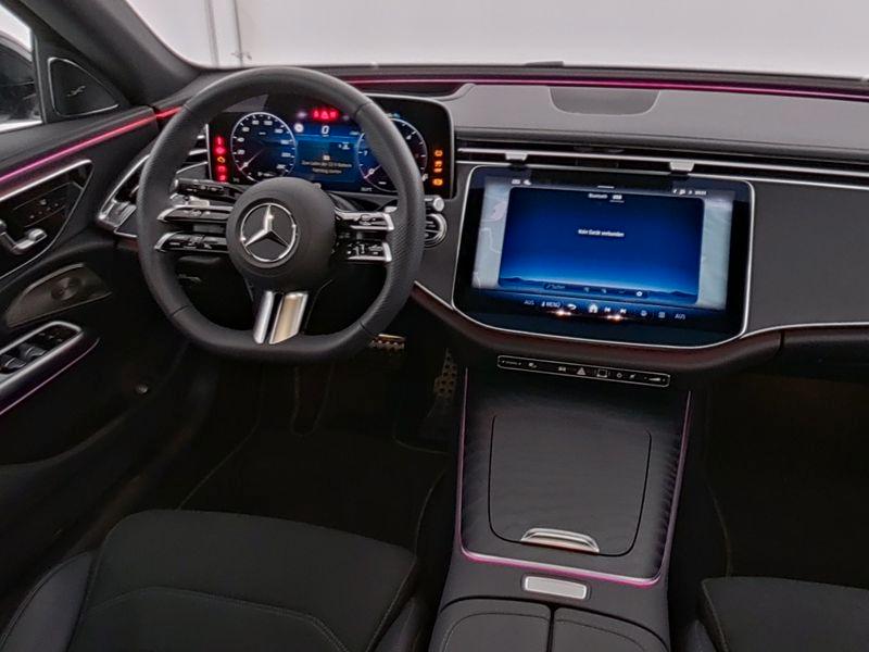 Mercedes-Benz E 220 2025 г. Белый, пробег 12179 км