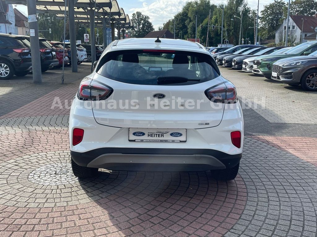 Ford Puma 2022 г. Белый, пробег 49660 км