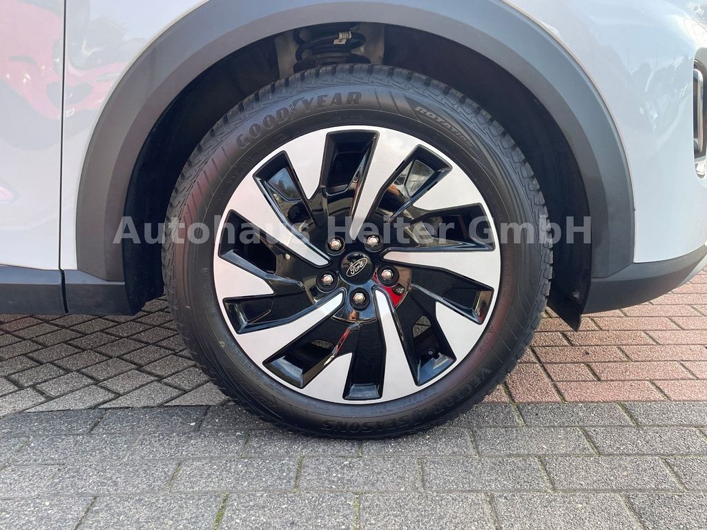 Ford Puma 2022 г. Белый, пробег 49660 км