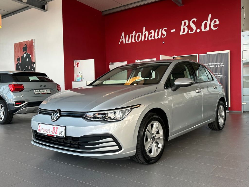Volkswagen Golf 2023 г. Серебристый, пробег 42455 км