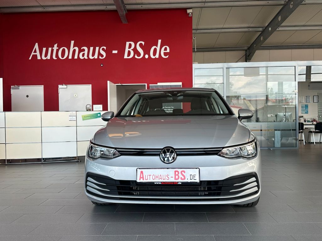 Volkswagen Golf 2023 г. Серебристый, пробег 42455 км