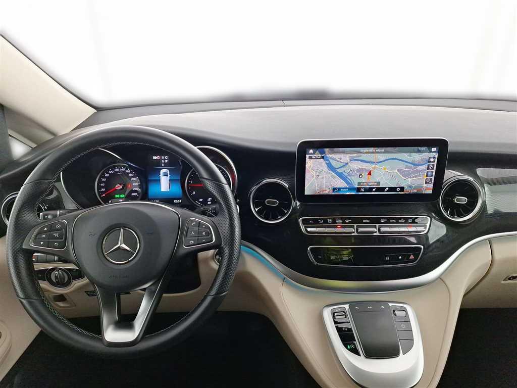 Mercedes-Benz V 250 2022 г. Белый, пробег 54966 км