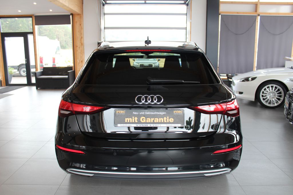 Audi A3 2022 г. Чёрный, пробег 60000 км