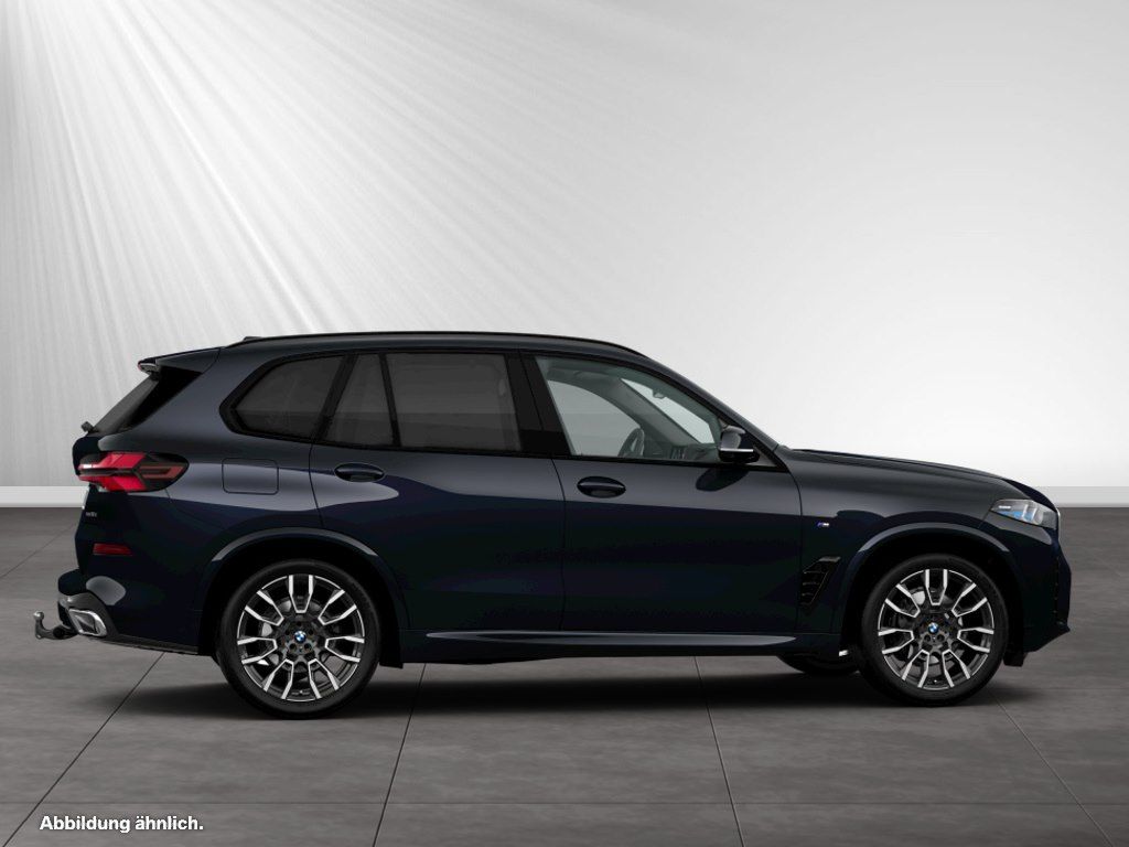 BMW X5 2025 г. Чёрный, пробег 26800 км