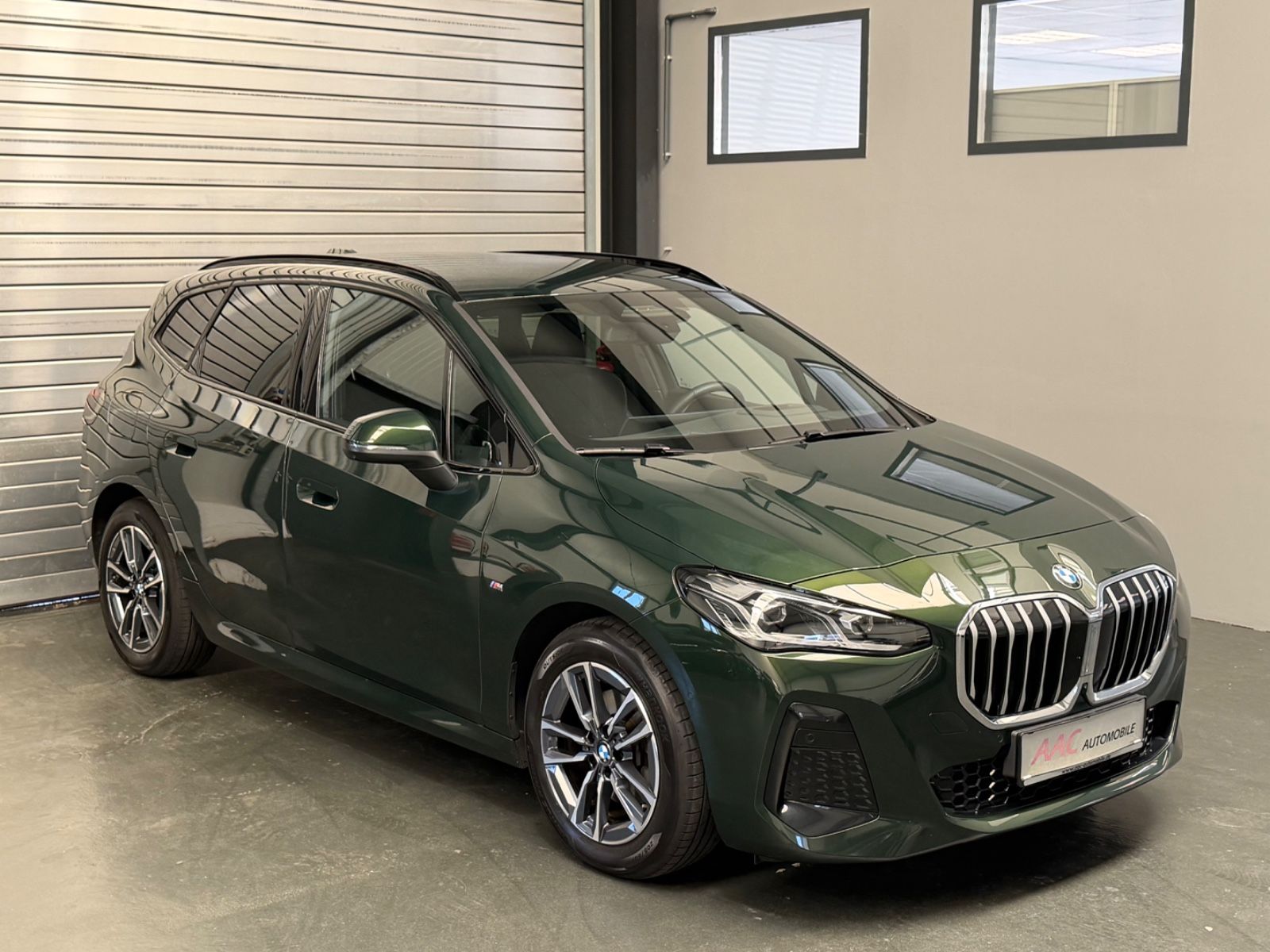 BMW 218 ACTIVE TOURER 2025 г. Зелёный, пробег 59000 км