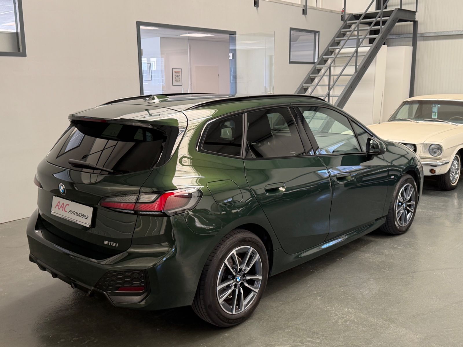 BMW 218 ACTIVE TOURER 2025 г. Зелёный, пробег 59000 км