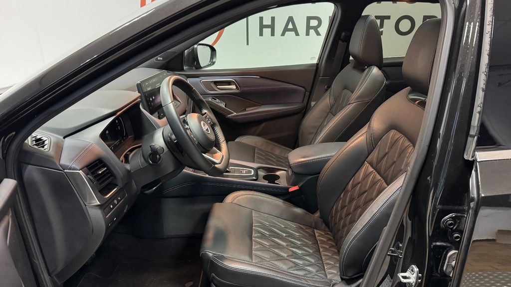 Nissan Qashqai 2023 г. Чёрный, пробег 49750 км