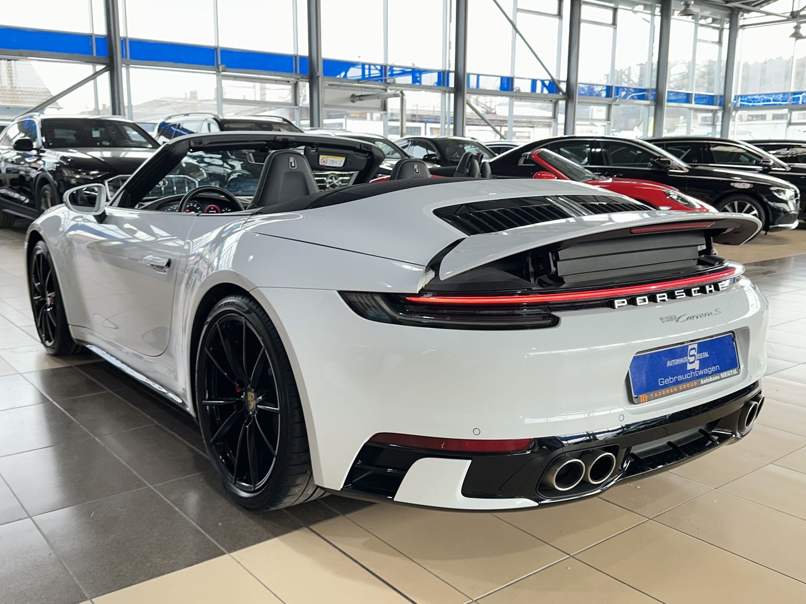Porsche 992 2021 г. Белый, пробег 23656 км