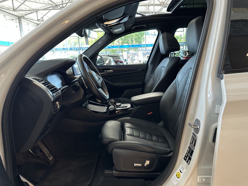 BMW X3 M40 2023 г. Белый, пробег 56653 км