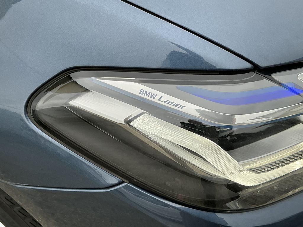 BMW 520 2023 г. Синий, пробег 49986 км