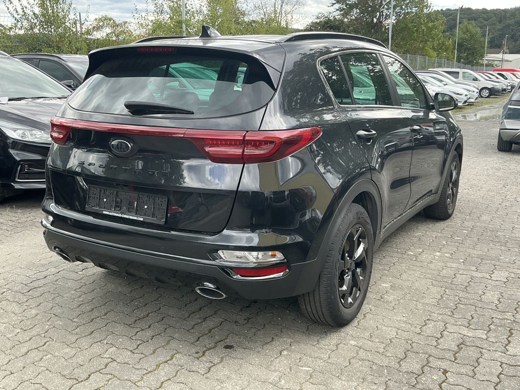 Kia Sportage 2021 г. Чёрный, пробег 59980 км