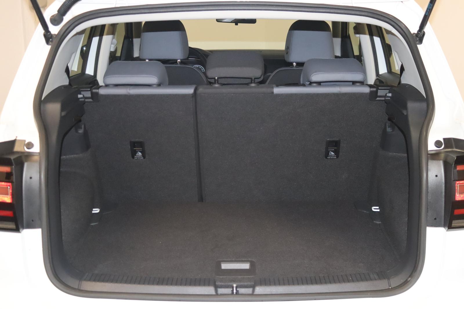 Volkswagen T-Cross 2021 г. Белый, пробег 35800 км