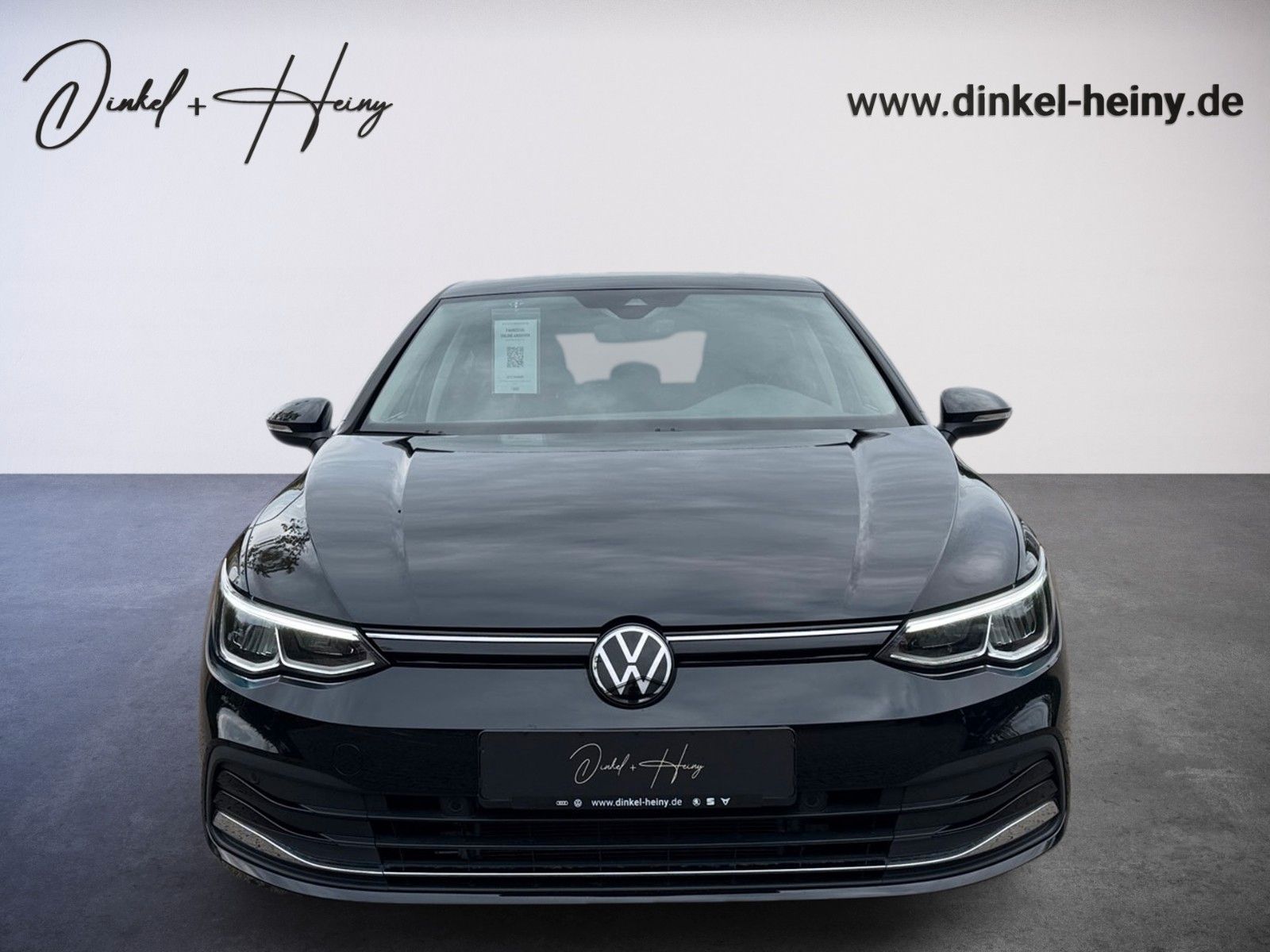 Volkswagen Golf 2023 г. Чёрный, пробег 42900 км