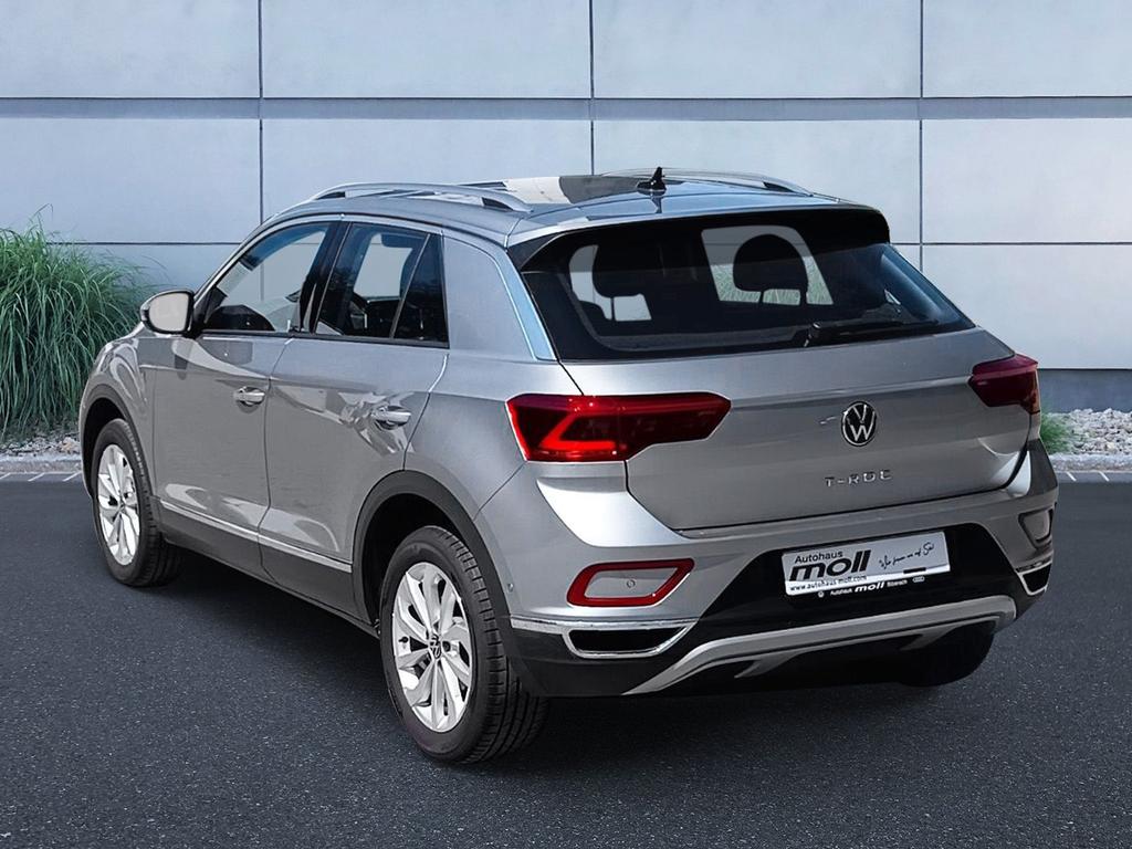 Volkswagen T-Roc 2024 г. Серебристый, пробег 42400 км