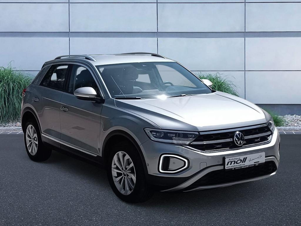 Volkswagen T-Roc 2024 г. Серебристый, пробег 42400 км