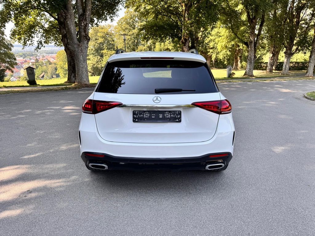 Mercedes-Benz GLE 300 2023 г. Белый, пробег 45000 км