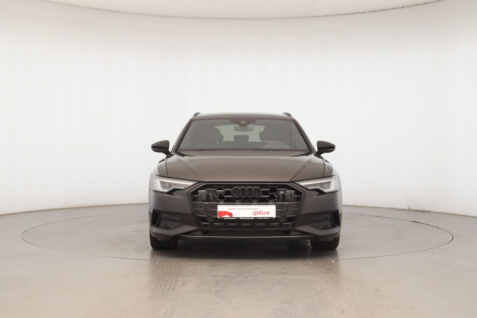 Audi A6 2025 г. Коричневый, пробег 7897 км