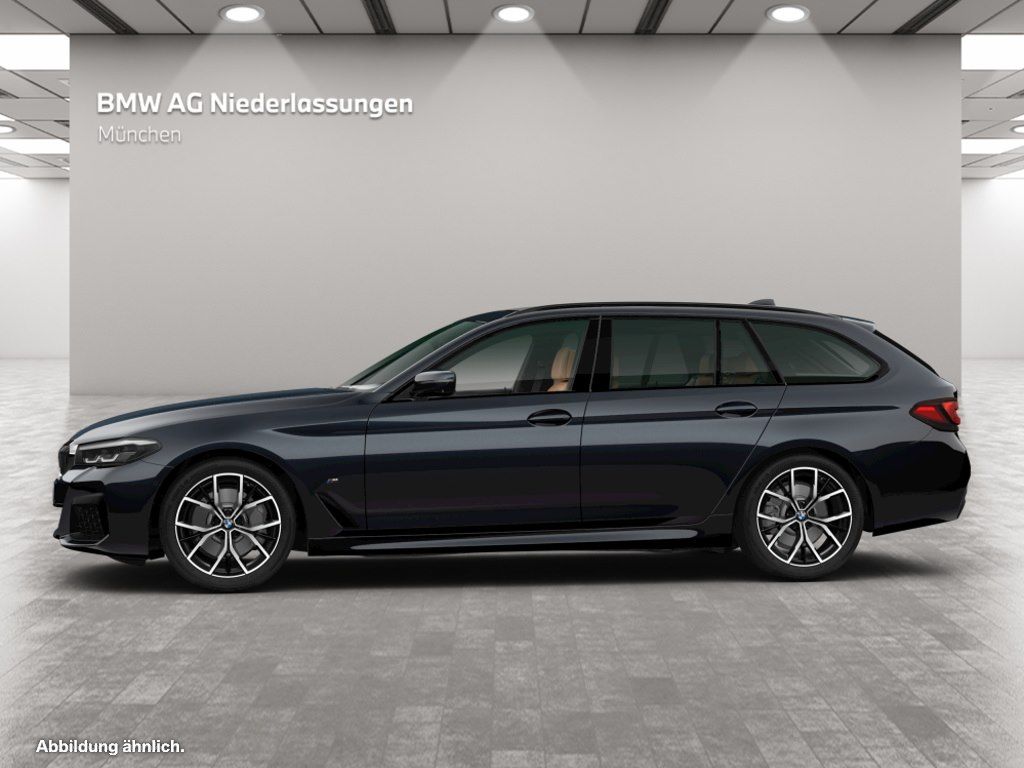 BMW 540 2023 г. Чёрный, пробег 50405 км