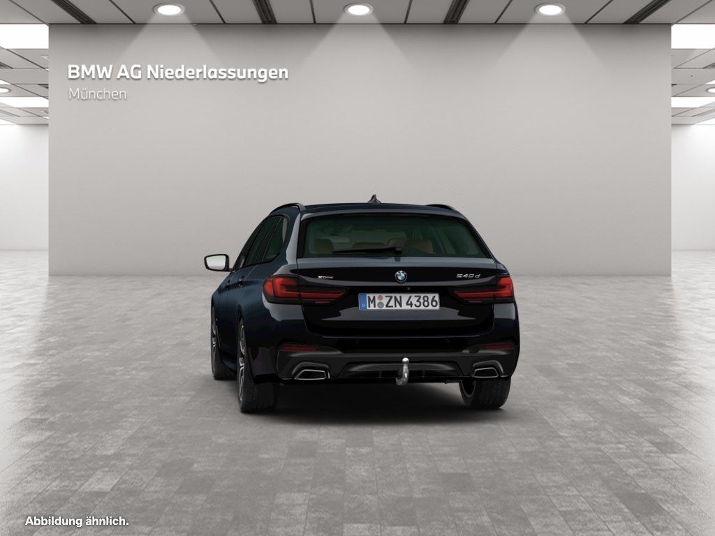 BMW 540 2023 г. Чёрный, пробег 50405 км