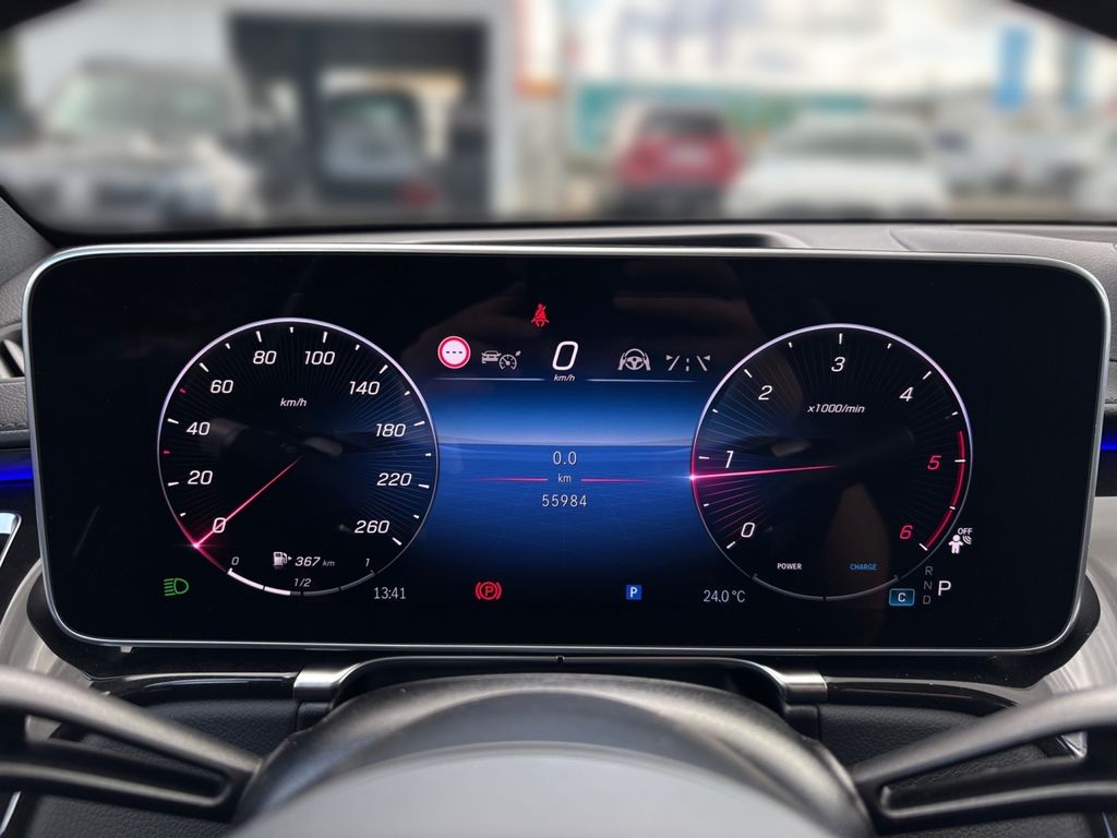 Mercedes-Benz S 450 2024 г. Чёрный, пробег 55985 км