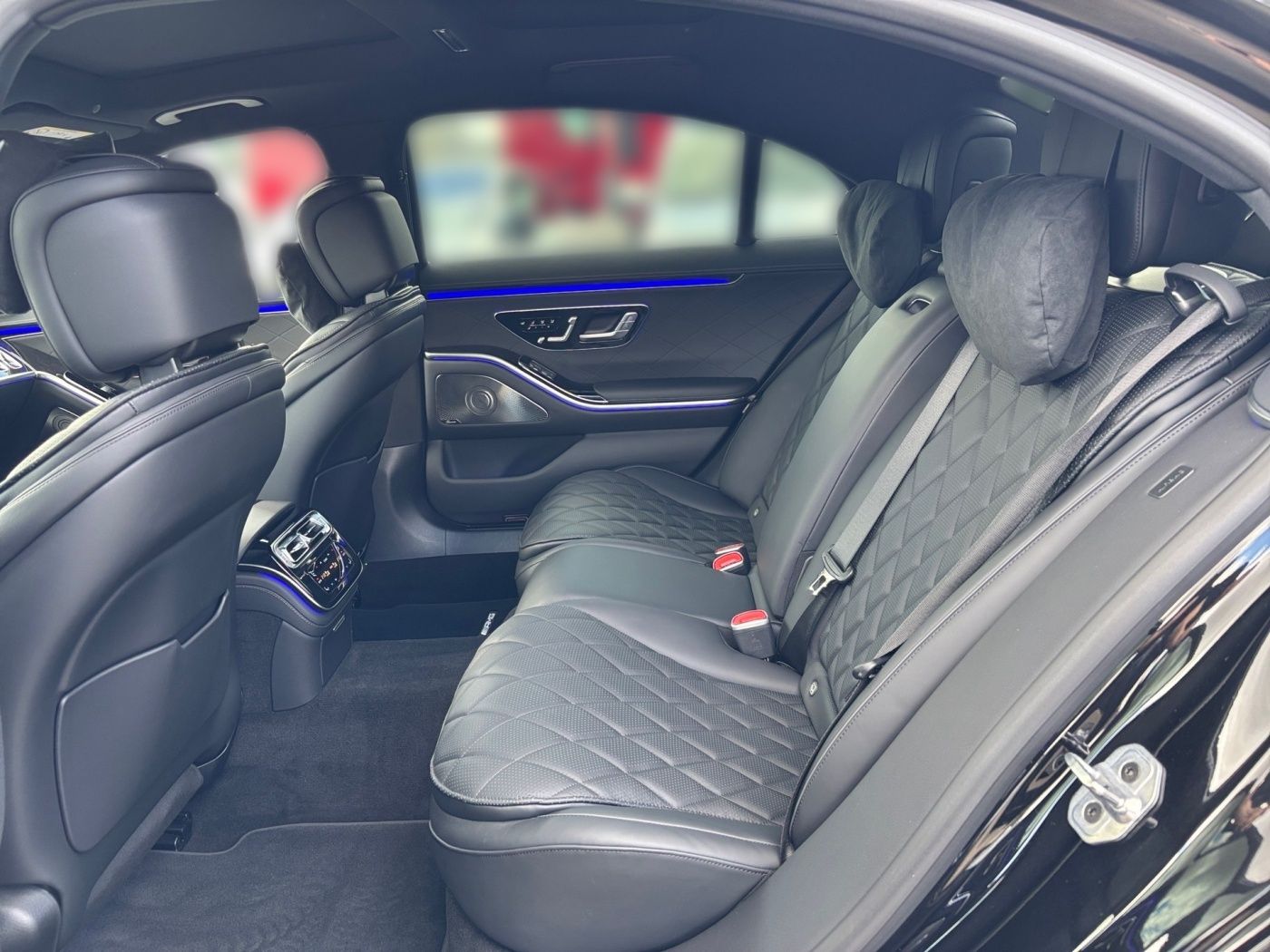 Mercedes-Benz S 450 2024 г. Чёрный, пробег 55985 км
