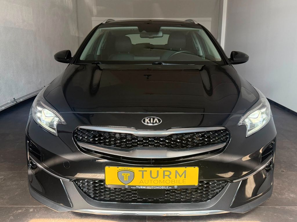 Kia XCeed 2021 г. Чёрный, пробег 52276 км