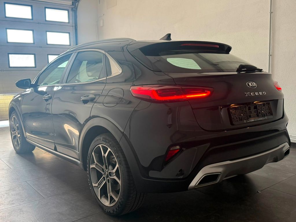 Kia XCeed 2021 г. Чёрный, пробег 52276 км