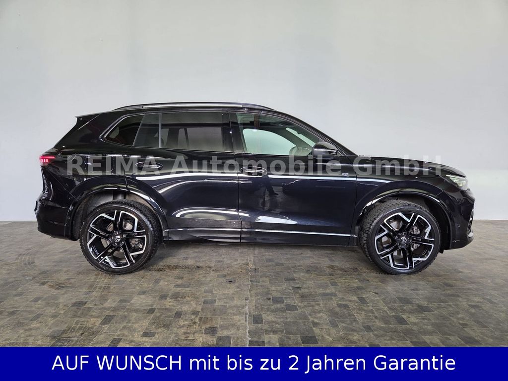 Volkswagen Tiguan 2024 г. Чёрный, пробег 24000 км