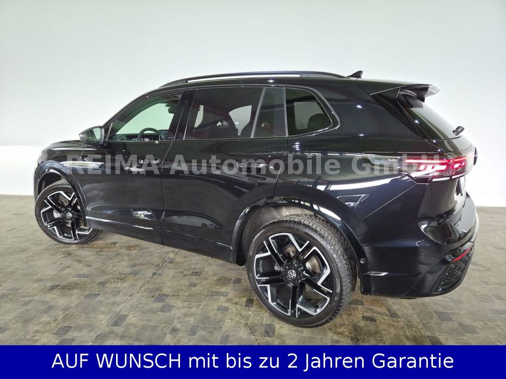 Volkswagen Tiguan 2024 г. Чёрный, пробег 24000 км