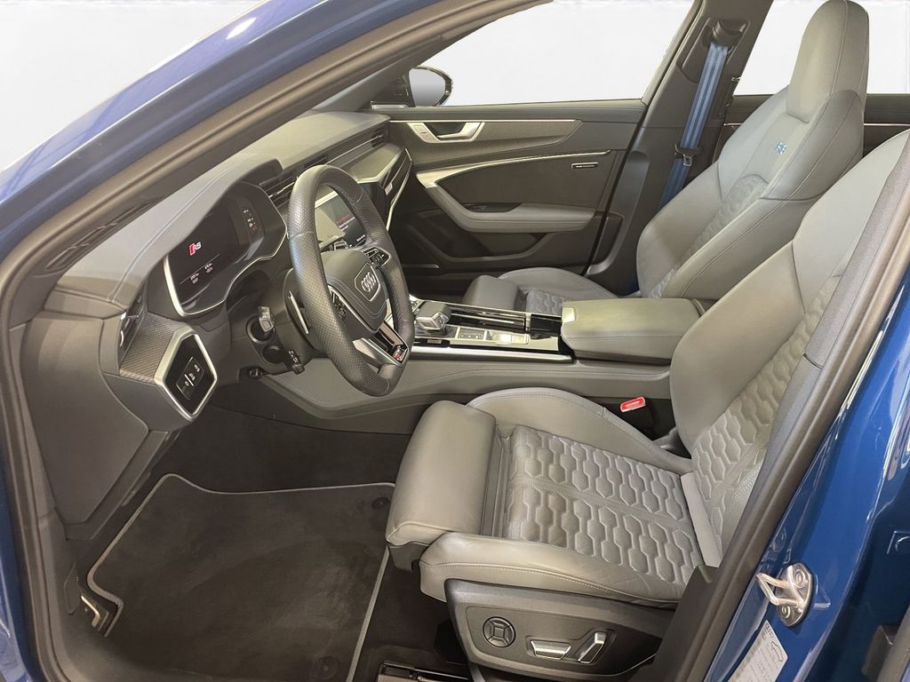 Audi RS6 2024 г. Синий, пробег 39989 км
