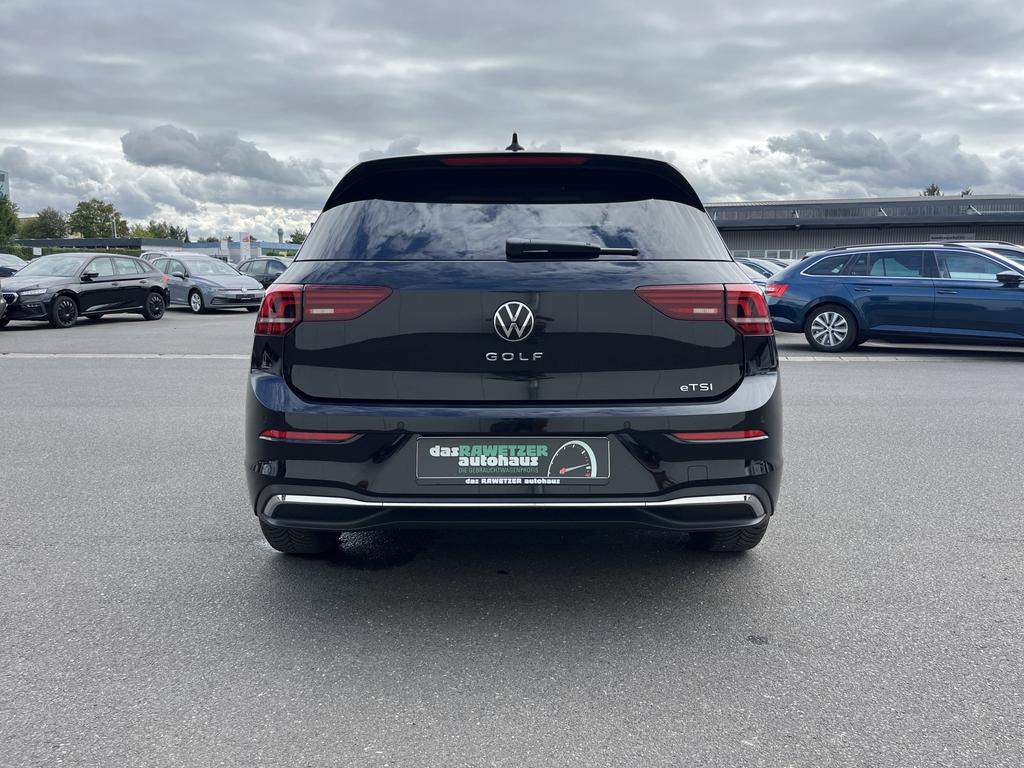 Volkswagen Golf 2025 г. Чёрный, пробег 19350 км