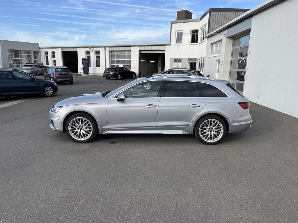 Audi A4 allroad 2023 г. Серебристый, пробег 51468 км