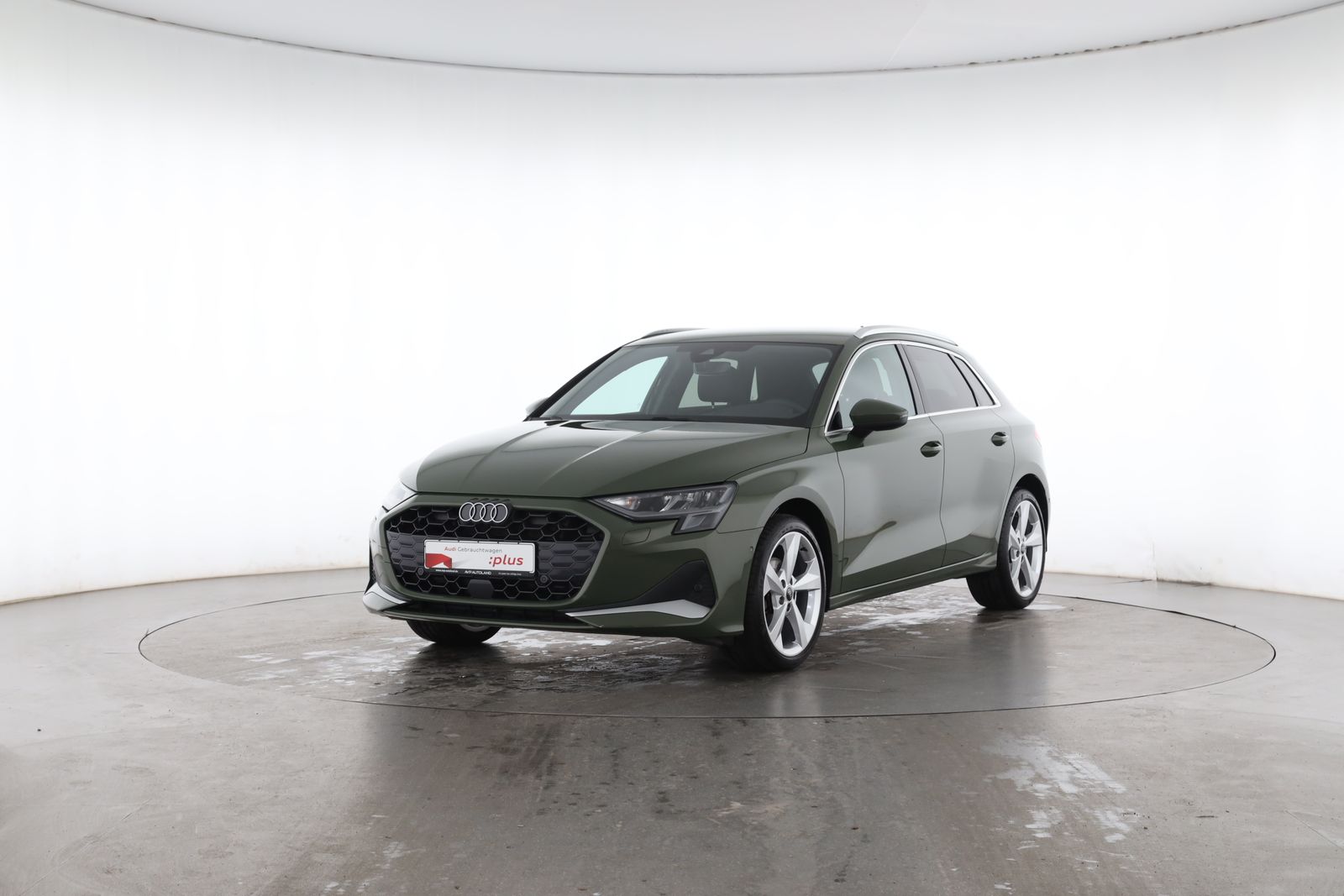 Audi A3 2025 г. Зелёный, пробег 19799 км