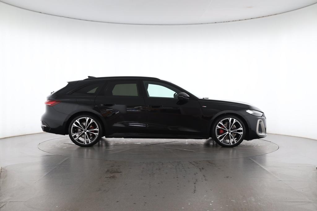 Audi A5 2025 г. Чёрный, пробег 5232 км