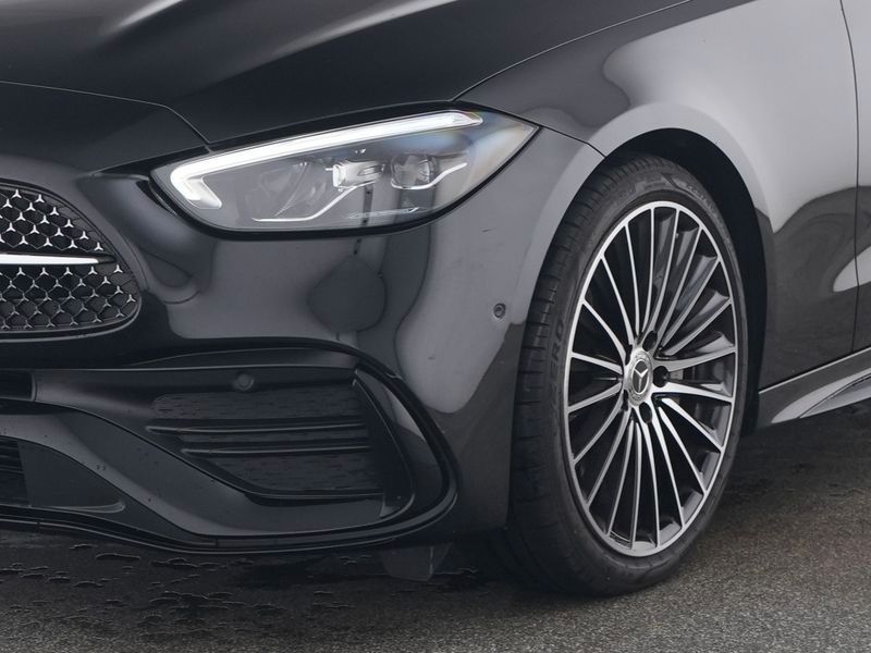 Mercedes-Benz C 300 2025 г. Чёрный, пробег 32830 км