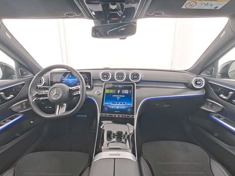 Mercedes-Benz C 300 2025 г. Чёрный, пробег 32830 км