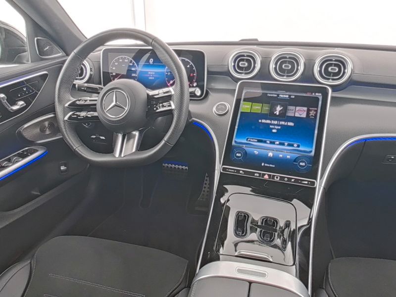 Mercedes-Benz C 300 2025 г. Чёрный, пробег 32830 км