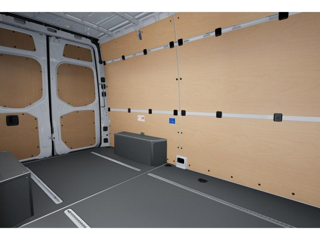 Mercedes-Benz SPRINTER 2024 г. Белый, пробег 30482 км