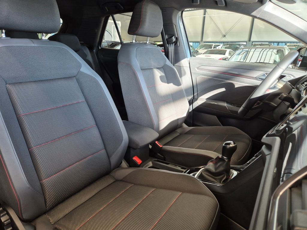 Volkswagen T-Roc 2021 г. Серый, пробег 33500 км