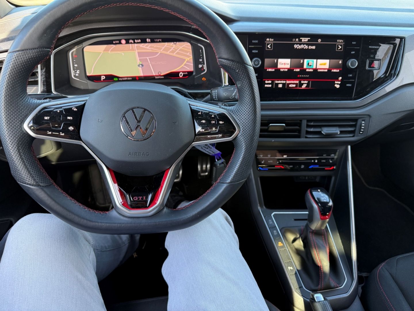 Volkswagen Polo 2023 г. Чёрный, пробег 58000 км
