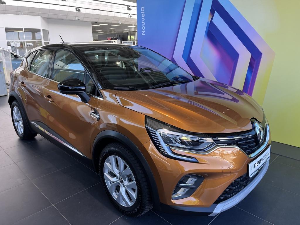 Renault Captur 2021 г. Оранжевый, пробег 35000 км
