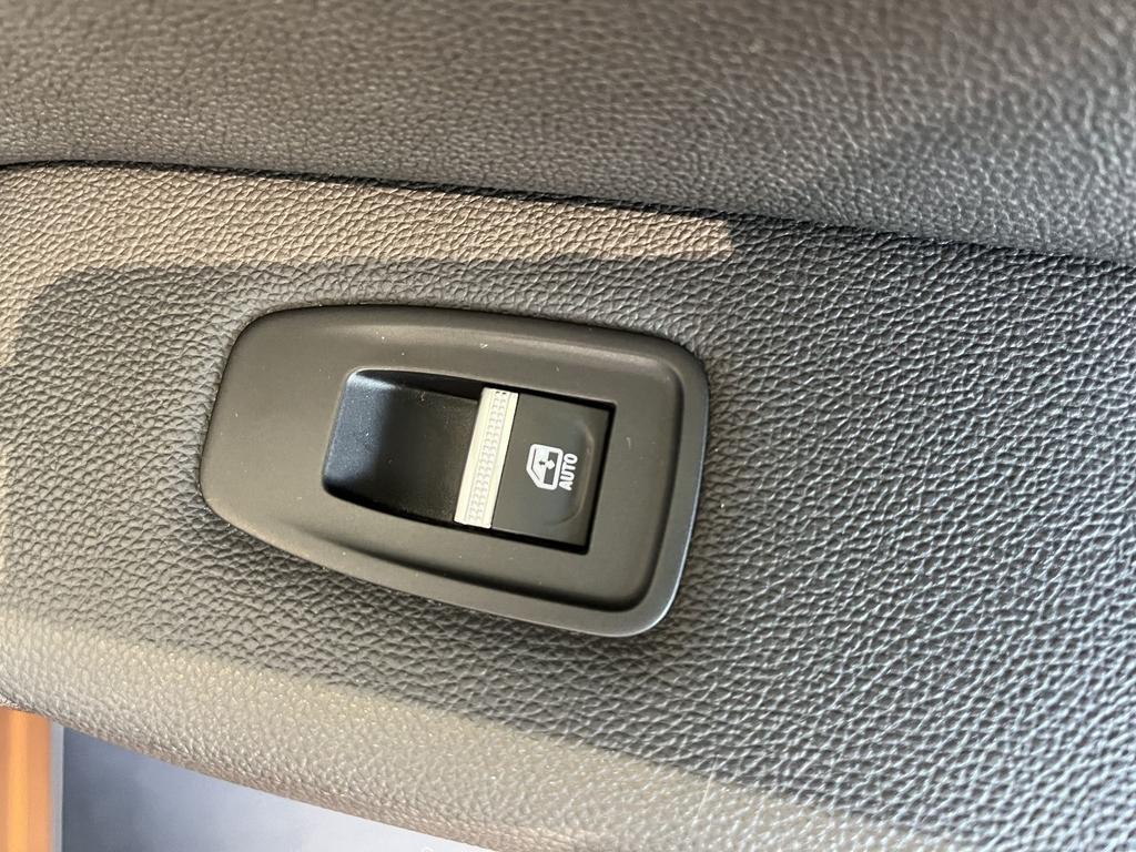 Renault Captur 2021 г. Оранжевый, пробег 35000 км