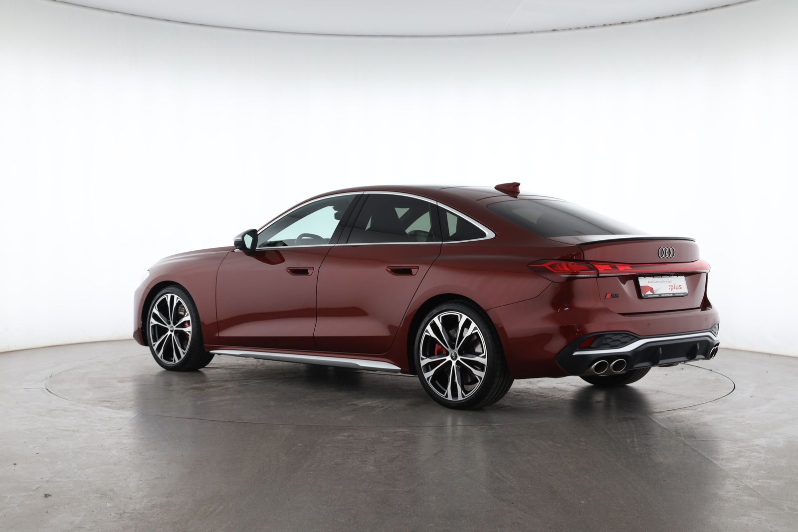 Audi S5 2025 г. Красный, пробег 15999 км