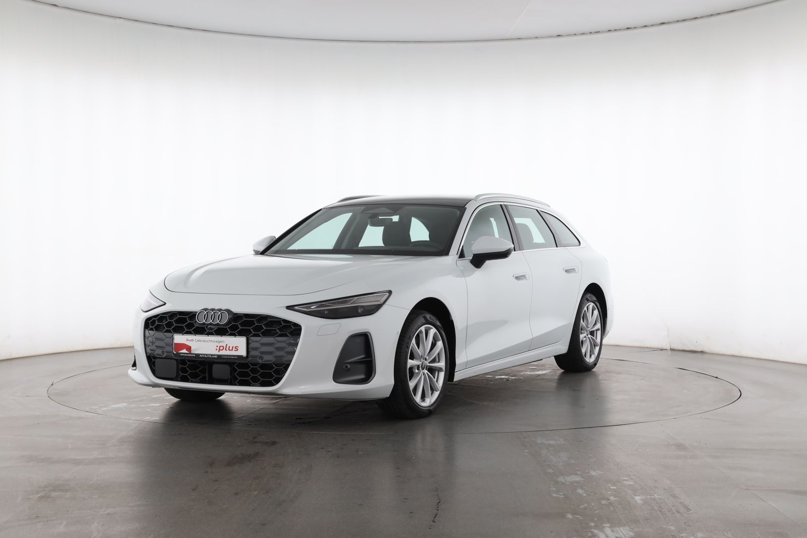 Audi A6 2025 г. Белый, пробег 15979 км