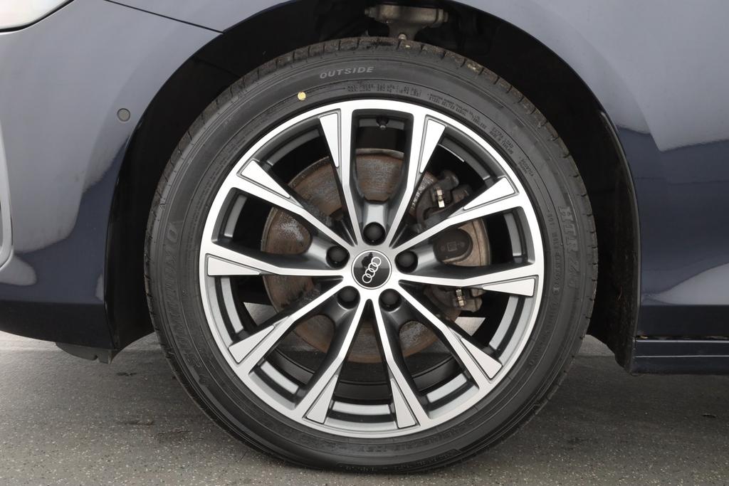 Audi A6 2025 г. Синий, пробег 14989 км
